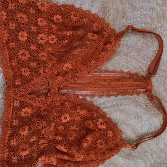 Bralette - Picture 3 of 3